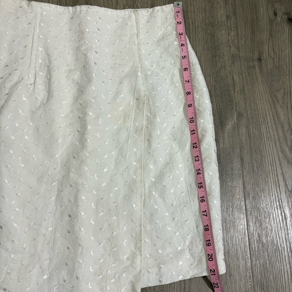 Vtg Cache White Linen Blend Embroidered Skirt Sz 12 Front Fold Slit Lined Preppy - Picture 6 of 9